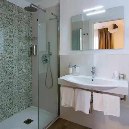 Almalux Wellness & 3 Stelle Superior Lido di Jesolo